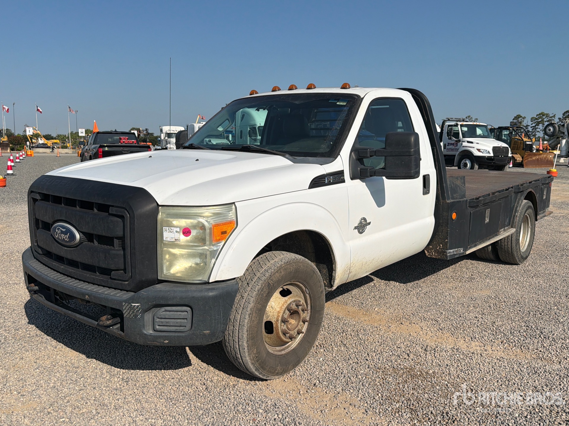 2011 Ford F-350 XL 4x2 Flatbed Truck