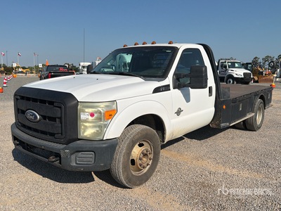 2011 Ford F-350 XL 4x2 Ciężarówka z płaską platformą