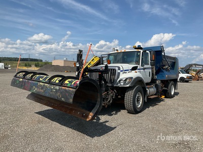2015 International 7400 SFA 4x2 Snow Plow Truck