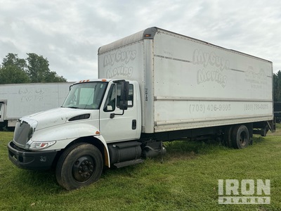 2007 International 4300 4x2 Moving Camion fourgon