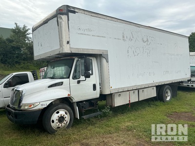 2007 International 4300 4x2 Moving Camion fourgon