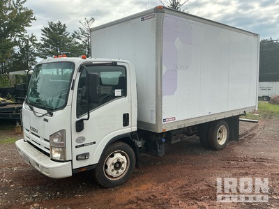 2011 Isuzu NQR 4x2 Camion fourgon