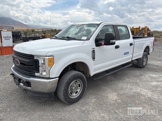 1FT7W2B62HEF26784 2017 Ford F-250 photo no. 1