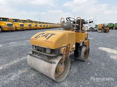 2005 Cat CB224E Rodillo Doble / Tandemwalze