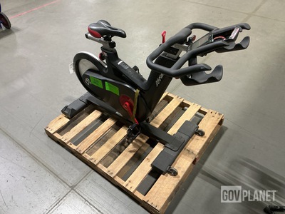 Life Fitness Exercise Bike