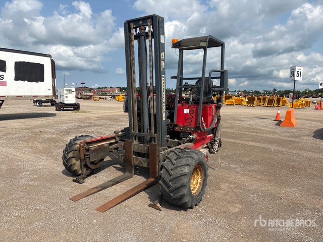 2001 Moffett M5500 5500 lb 3x3 Truck Mounted Forklift