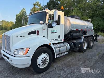 2013 Etnyre 1800 gal on 2013 Kenworth T370 6x4 شاحنة توزيع أسفلت