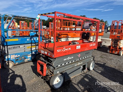 2018 Skyjack SJIII3220 Electric Scissor Lift
