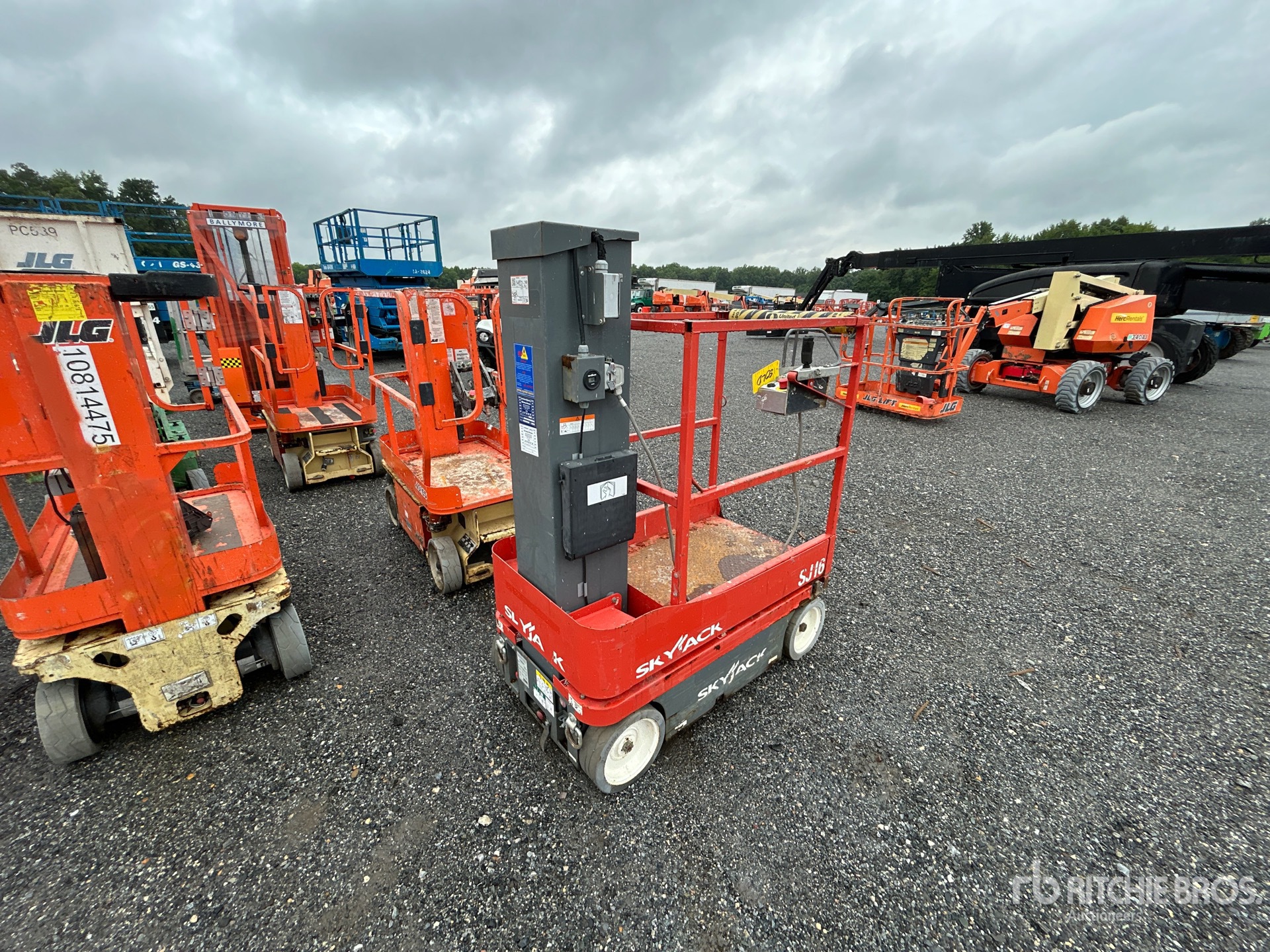 2018 Skyjack SJ16 Vertical Mast Lift