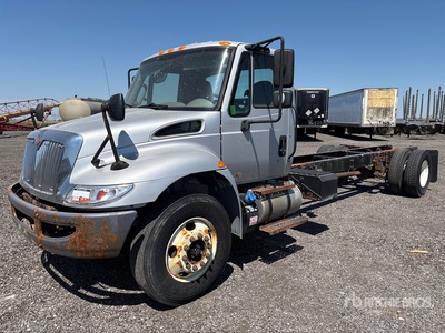 2018 International Durastar 4300 4x2 Cab and Chassis