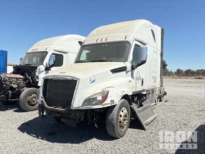 2020 Freightliner Cascadia 126 6x4 T/A Sleeper Truck Tractor