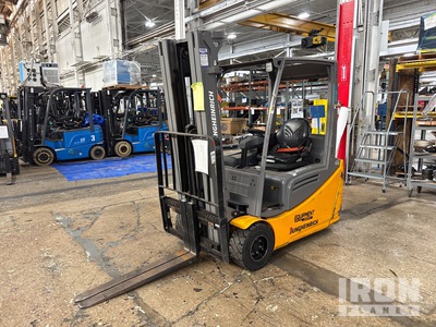 2019 Jungheinrich EFG220 4410 lb Chariot Élévateur Électrique