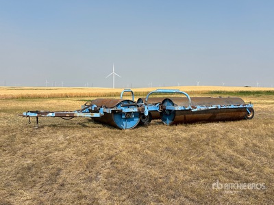 Custom Built 41 ft Land rol