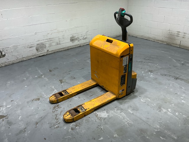 2021 Jungheinrich EJE120 4500 lb Pallet Jack 2021 Jungheinrich EJE120 4500 lb Pallet Jack