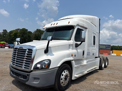 2016 Freightliner Cascadia 125 6x4 T/A Sleeper Truck Tractor
