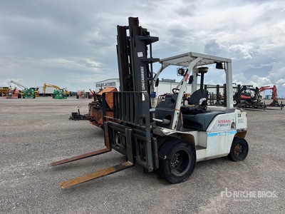 Nissan MD1F4F40V Chariot Élévateur