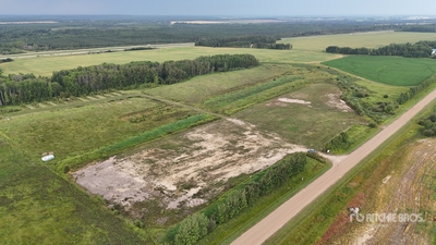 Wandering River, AB 704016 RR 172 26.28 +/- Acres on Title Country Residential Acreage