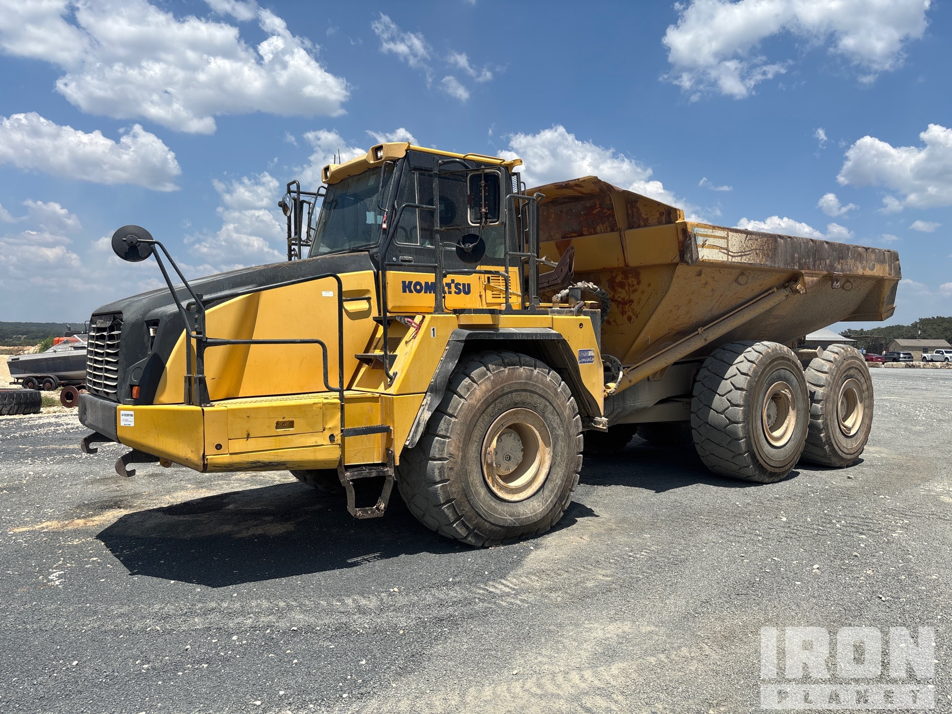 2014 Komatsu HM400-3 Articulated Dump Truck