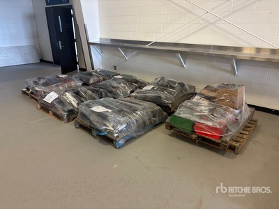 Quantity of (7) Pallets of Hydraulic Pump Parts بنود متنوعة - قطع المعدات