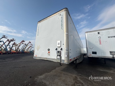 2014 Vanguard MaxCube 53 ft x 96 in T/A Van Trailer