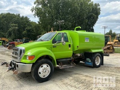 2007 Ford F-750 2000 gal 4x2 2000 gal 4x2 Water Truck