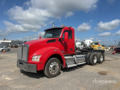 2019 Kenworth T880 6x4 Ciągnik siodłowy T/A z kabiną dzienną