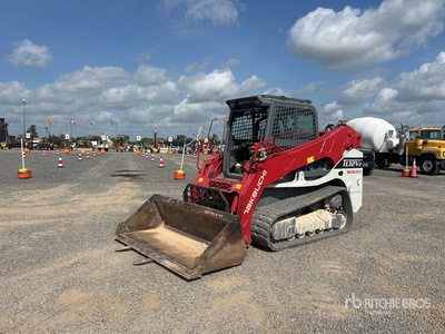 2019 Takeuchi TL12V2 Two-Speed Chargeuse sur rails compacte