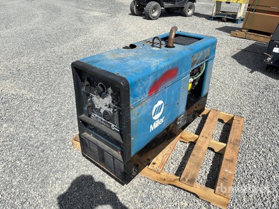 Miller 225 A Skid-Mounted Multi-Process Soldadora motorizada