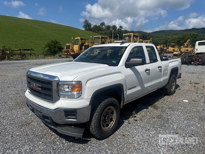 2015 GMC 1500 4x2 Crew Cab Pick Up
