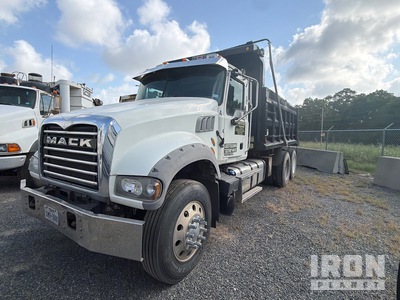 2017 Mack GRANITE GU713 6x4 8x4 Tipper Truck