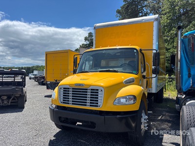 2020 Freightliner M2 106 4x2 Furgonetka
