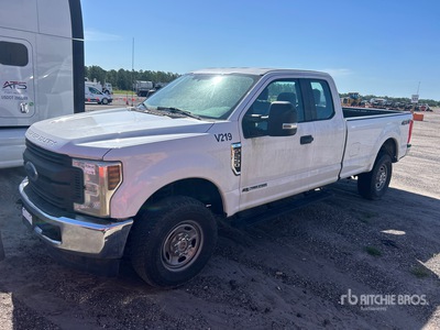 2019 Ford F-250 4x4 Extended Cab Pickup