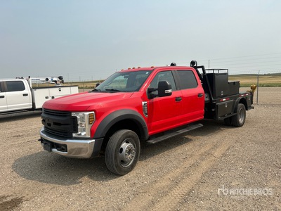 2018 Ford F-550 平台トラック
