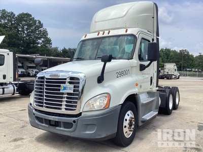2018 Freightliner Cascadia 125 6x4 T/A Day Cab Truck Tractor