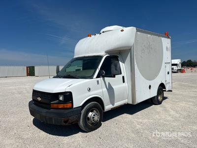 2008 Chevrolet Express Cutaway G3500 4x2 Camion fourgon