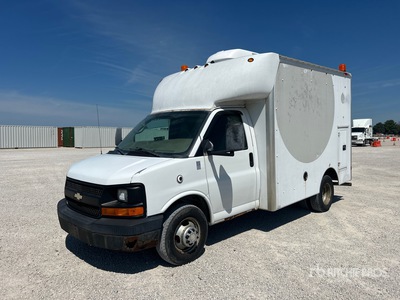 2008 Chevrolet Express Cutaway G3500 4x2 Furgonetka