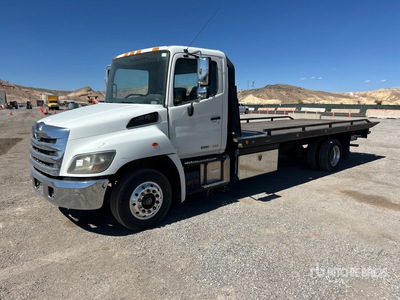 2017 Hino 258 4x2 Schiebeplateauschleppwagen