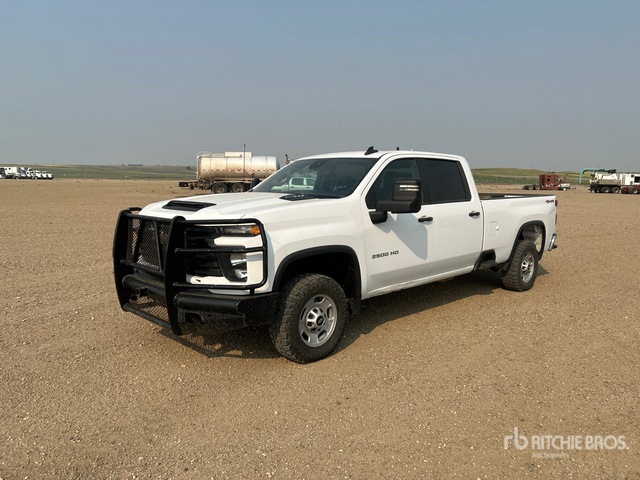 2023 Chevrolet Silverado 2500HD 4x4 Crew Cab Pickup