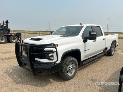 2023 Chevrolet Silverado 2500HD 4x4 Crew Cab Pickup