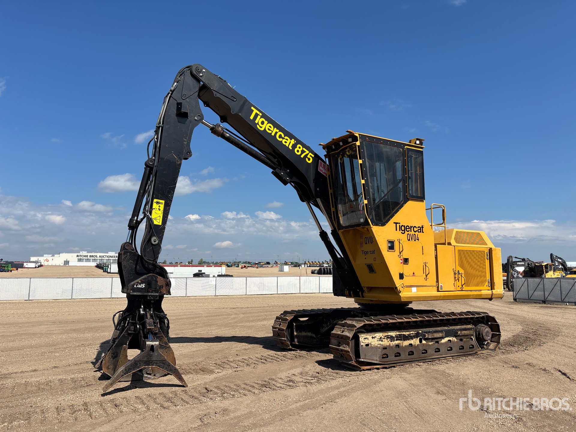 2020 Tigercat 875 Tracked Butt-n-Top Log Loader