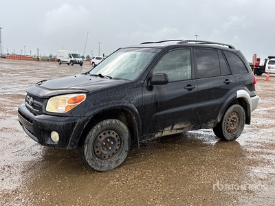 2005 Toyota Rav 4 AWD Automobile