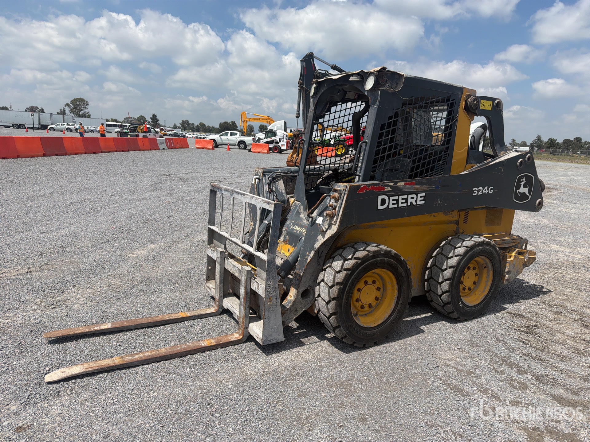 2023 John Deere 324G Minicargador / Skid Steer Loader