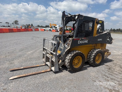 2023 John Deere 324G Minicargador / Skid Steer Loader