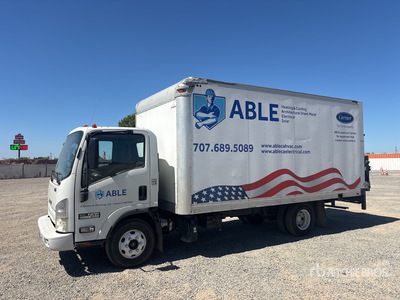 2014 Isuzu Van Truck