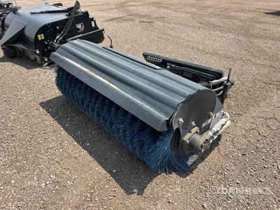 Bobcat 72 in Schranklader Veegmachine