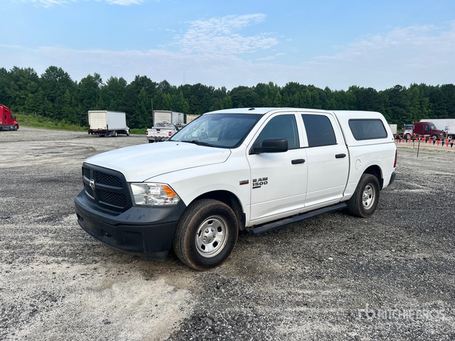 2019 Dodge 1500 Classic 4x4 Crew Cab Pickup