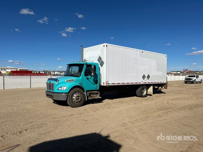 2007 Freightliner M2 4x2 Moving Van Truck