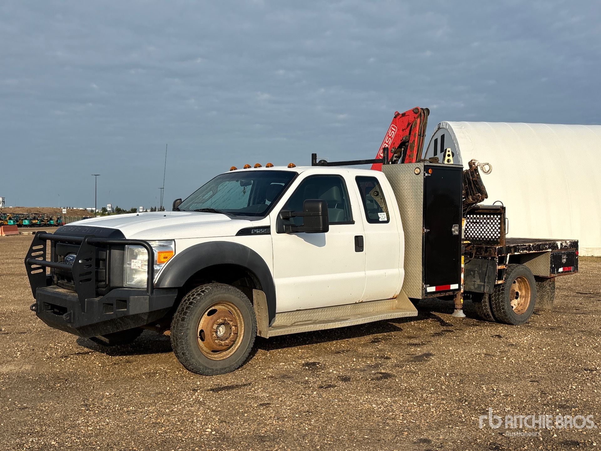 Fassi F65A.24 6129 lb Knuckle Boom on 2012 Ford F-550 XL 4x4 Extended Cab Boom Truck