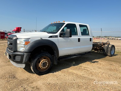 2014 Ford F-550 XL 4x4 Crew Cab Cabina y chasis