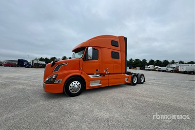 2017 Volvo VNL 6x4 T/A Sleeper Truck Tractor